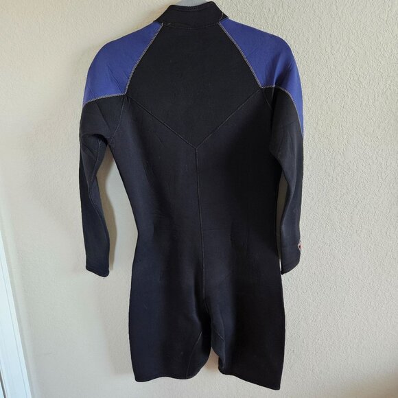 Henderson Aquatics A653MF Dive Wet Suit Size M Shorty Black & Blue Front Zip - Picture 2 of 11
